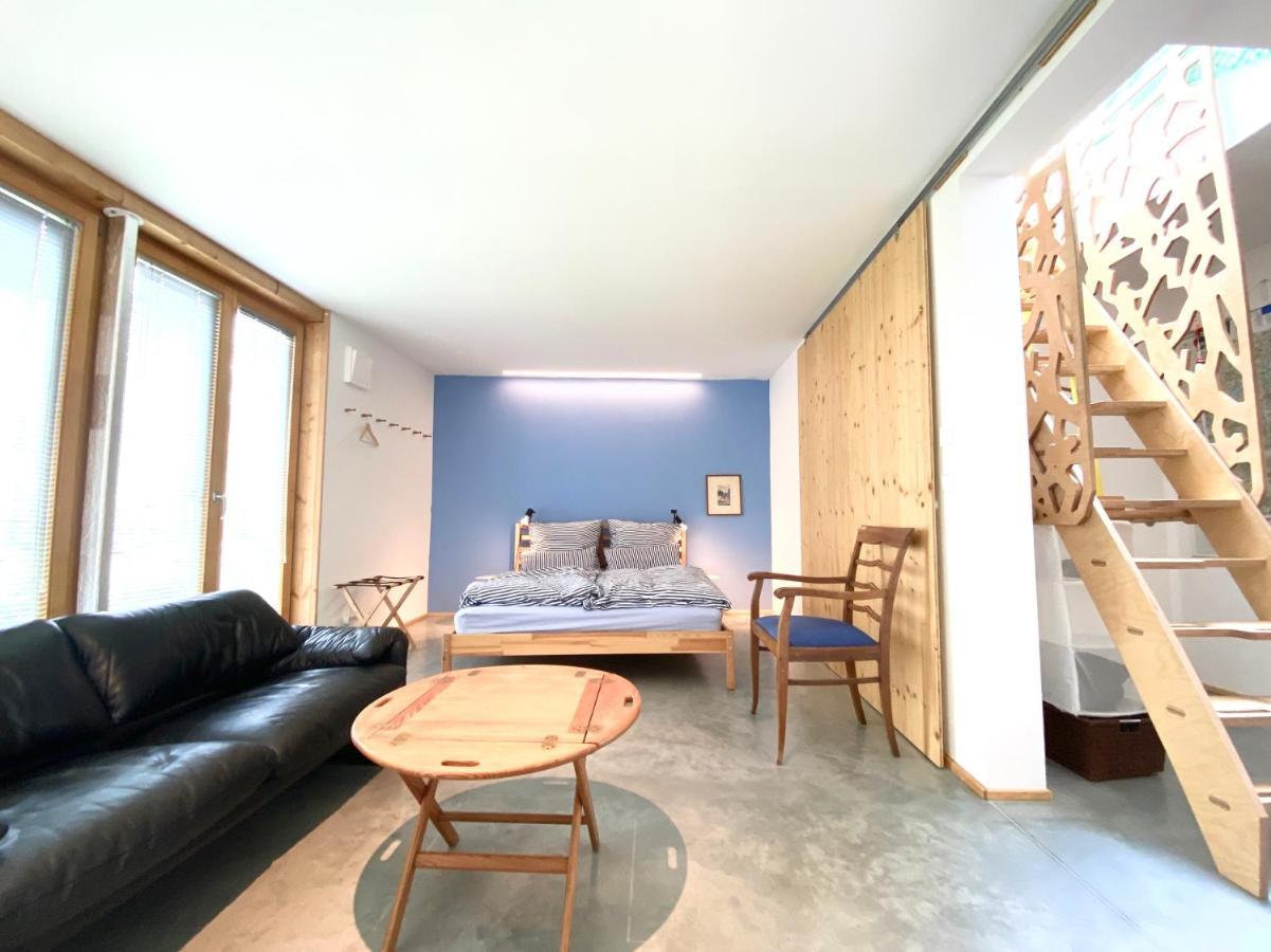 Loft Mit Dachterrasse Apartment Бернау ам Кимзе Екстериор снимка
