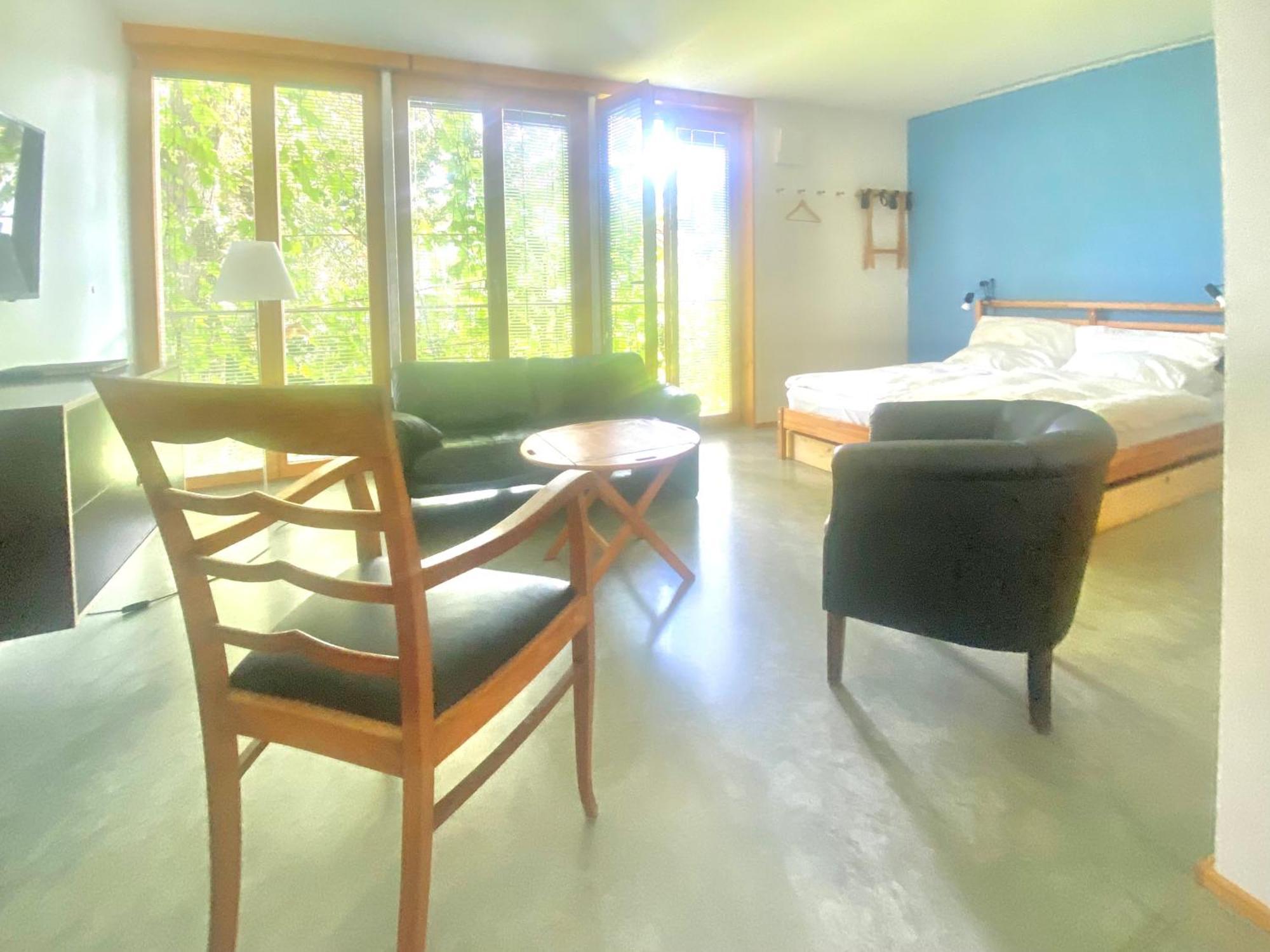 Loft Mit Dachterrasse Apartment Бернау ам Кимзе Екстериор снимка